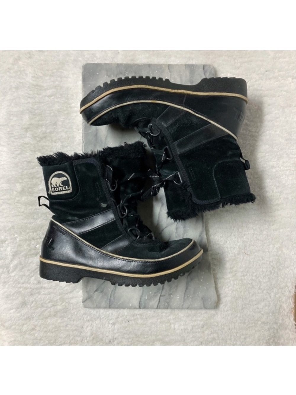 Sorel Tivoli II Striped Lace Up Suede Black Winter Boots Size 6